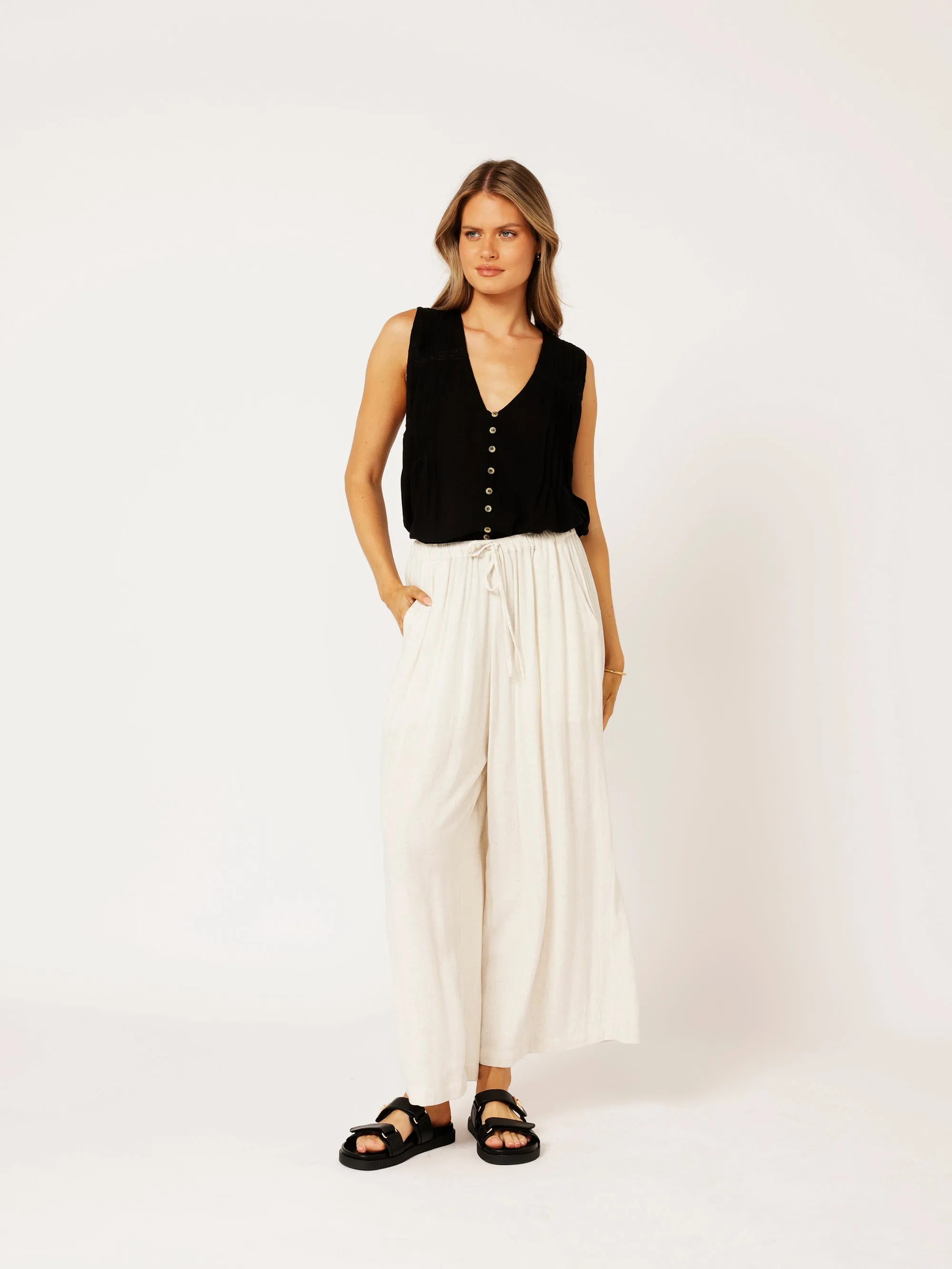 Camilla Top (Sleeveless) | Black