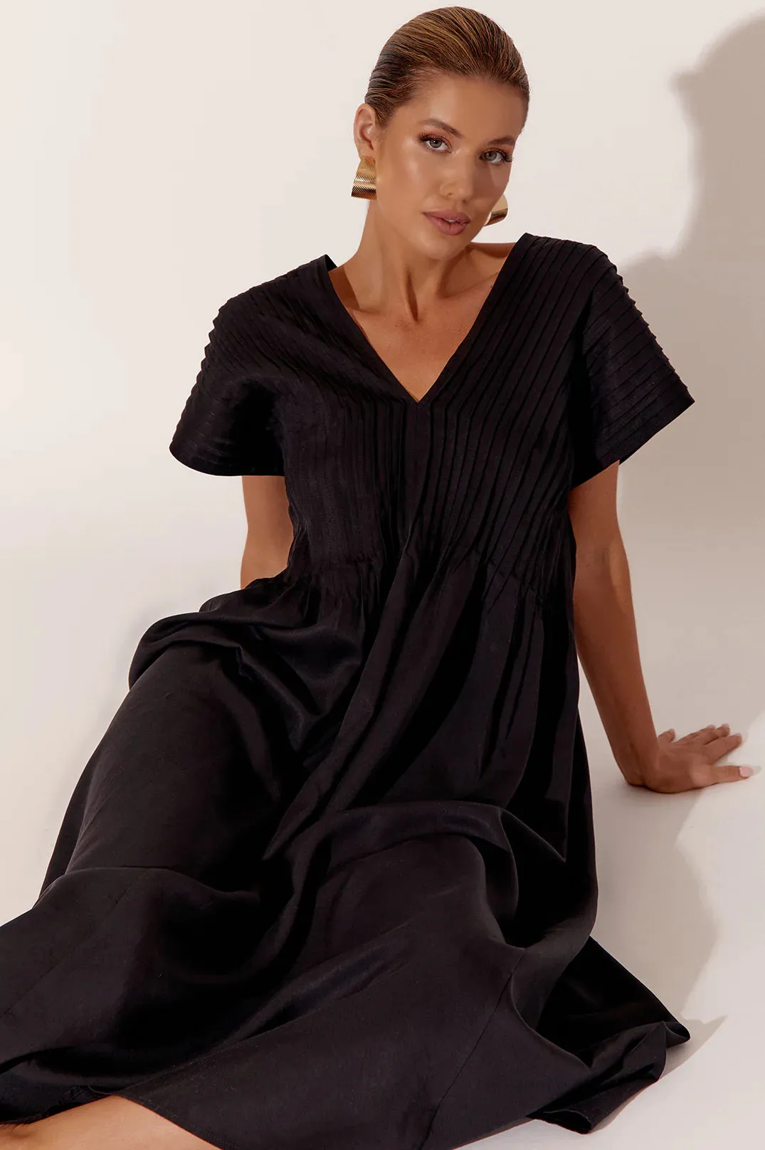 Dani Pleated Midi Dress- BLACK
