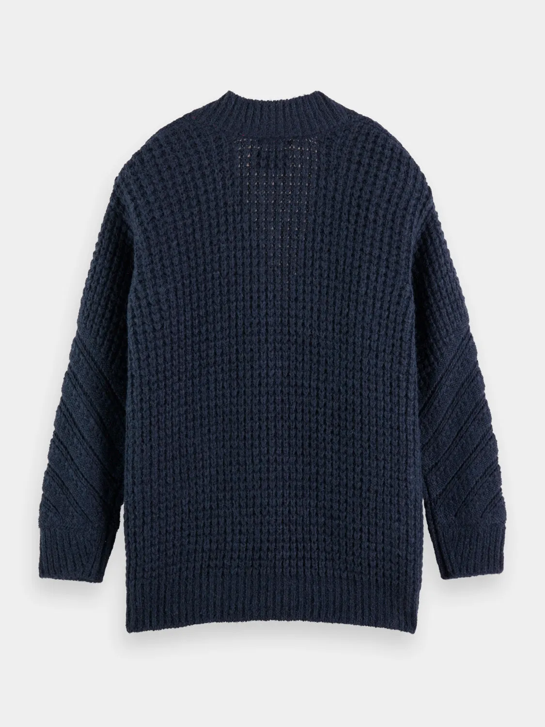 Oversized v-neck pullover