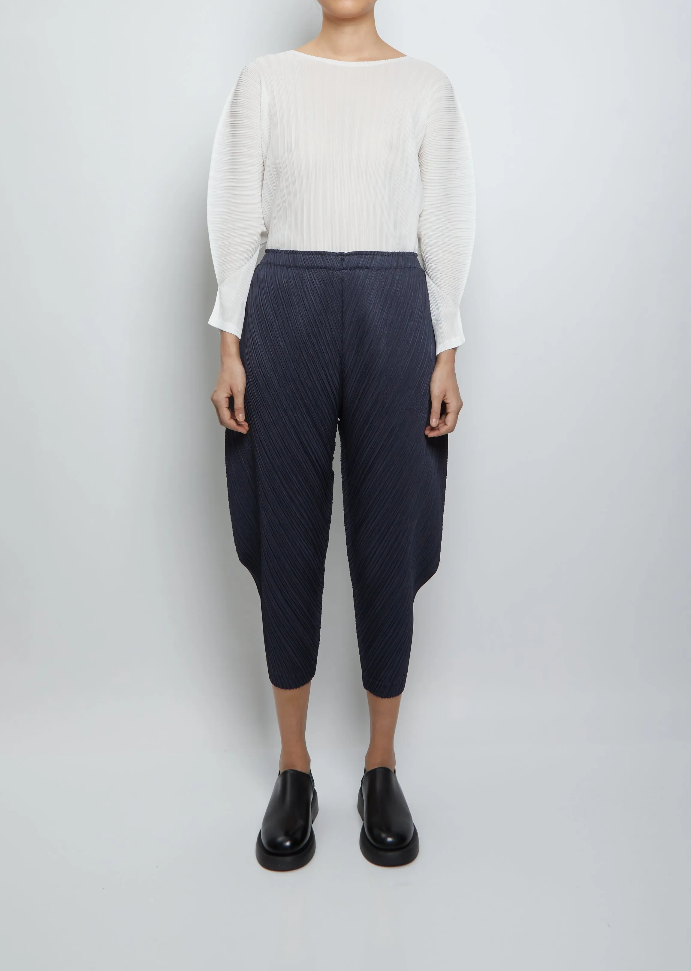 Pleats Balloon Trousers