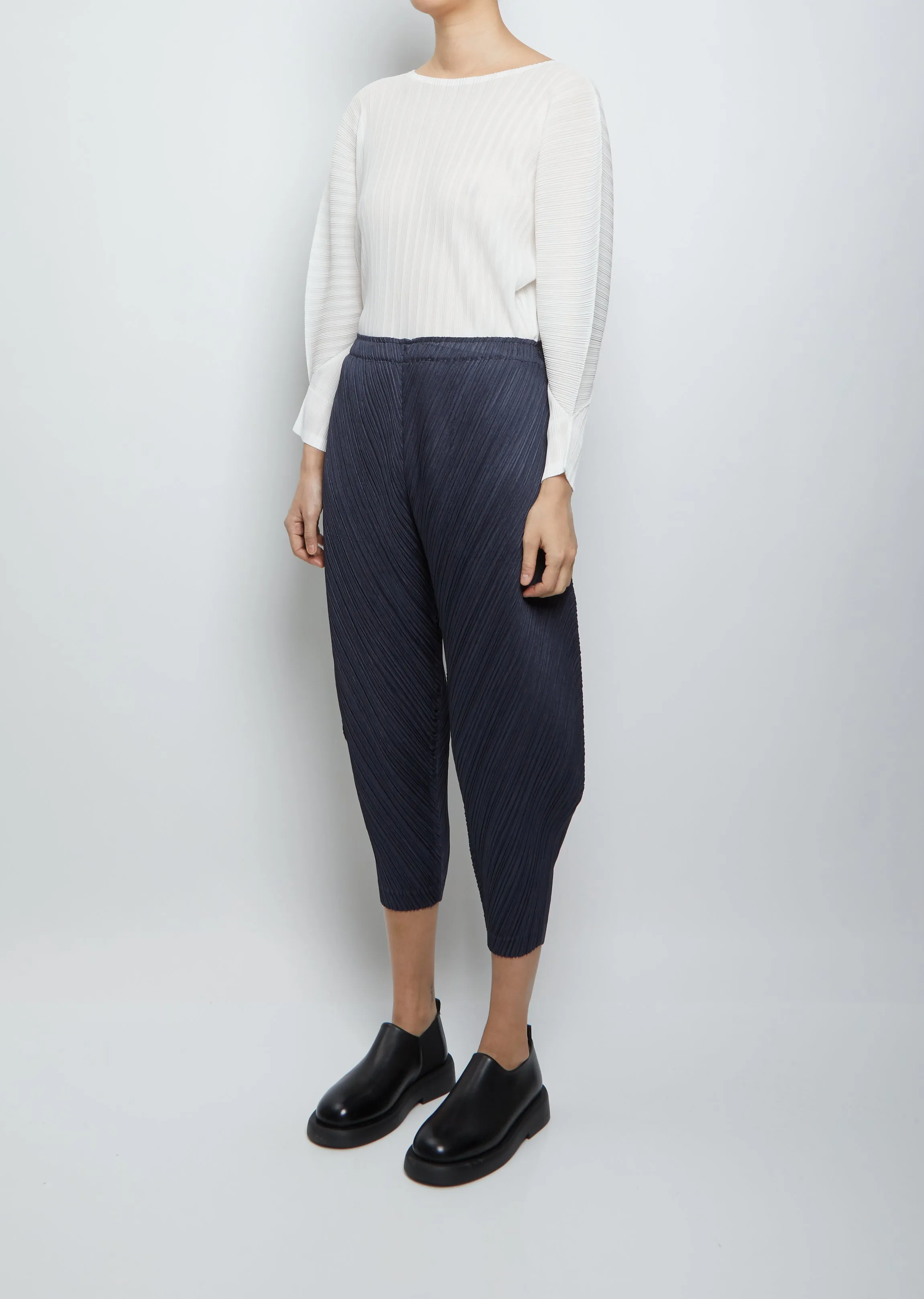 Pleats Balloon Trousers