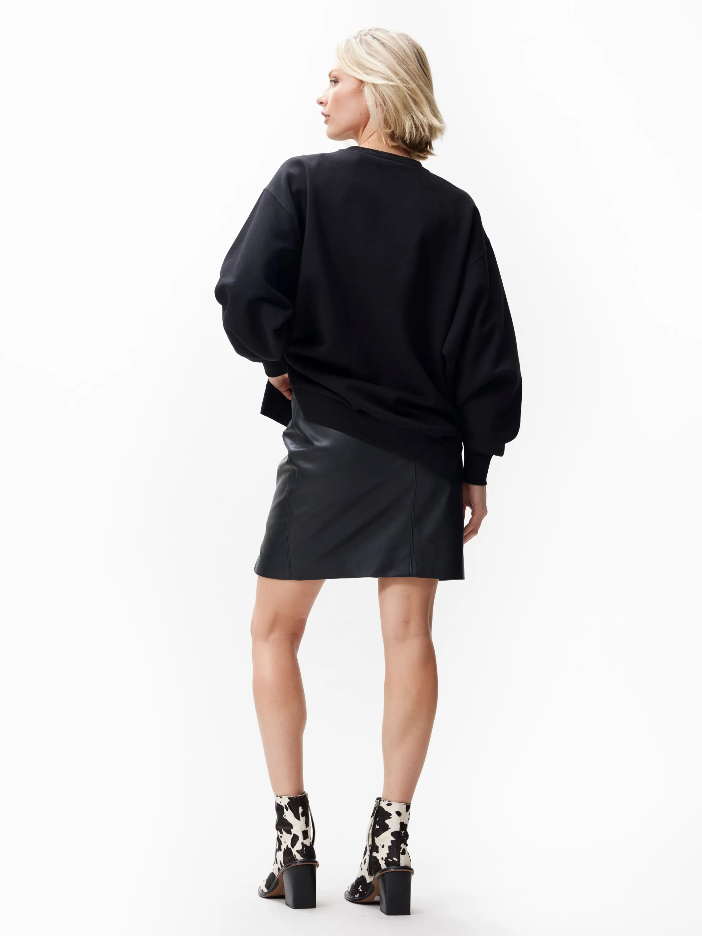 relaxed sweater | Black